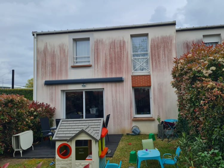 Nettoyage de façade : quand et comment le faire ?