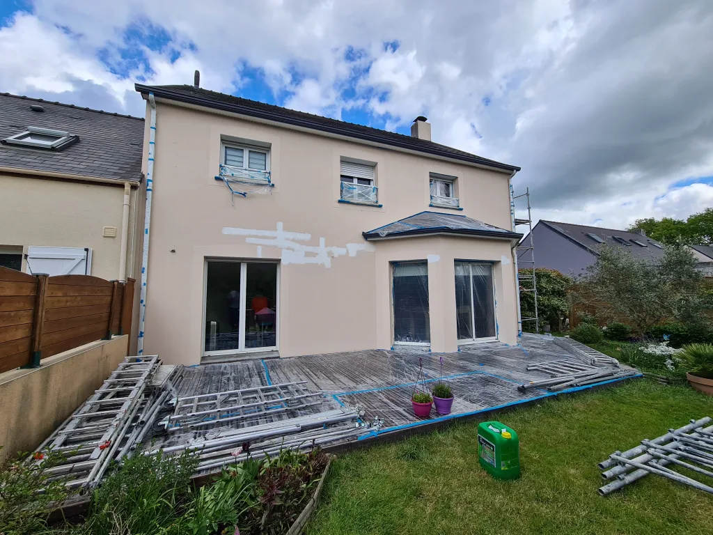 Fissures sur maisons individuelles en Loire-Atlantique : comprendre, prévenir et réparer