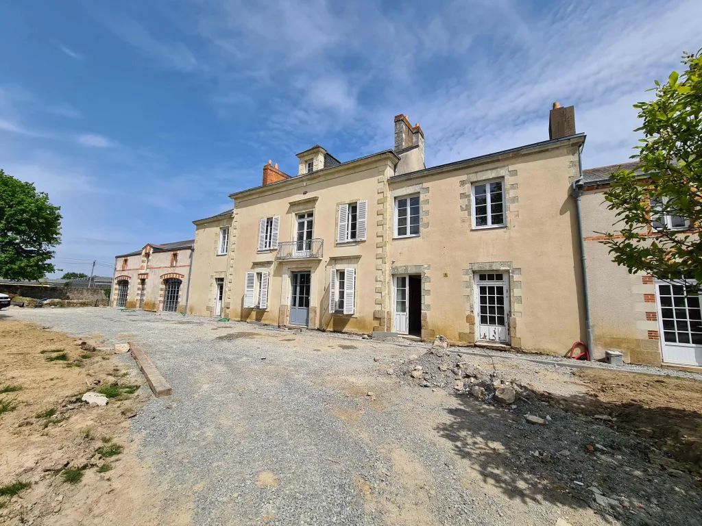 Nettoyage enduits d’un petit château près de Nantes